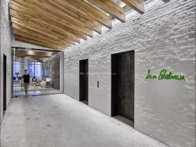 企业办公室过道装修效果图片