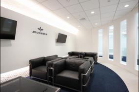 普通办公室现代吊顶装修设计图