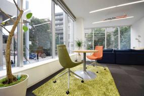 简约办公室室内吊顶装修效果图片