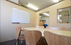 复式写字楼格栅吊顶装修效果图片