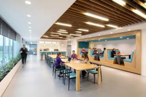 写字楼室内吊顶装修设计风格效果图