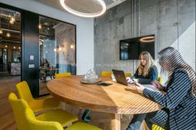 圆形会议室桌椅装修设计大全欣赏