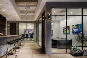 现代简约会议室桌椅装修设计效果图欣赏2018