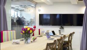 办公会议室室内装潢设计效果图