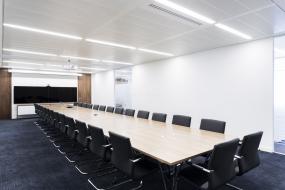 创意会议室吊顶装修设计图片