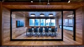 写字楼会议室图片