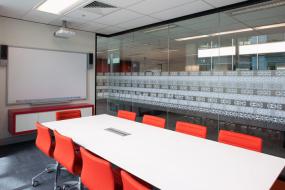 潮流公司会议室背景墙装修效果图片