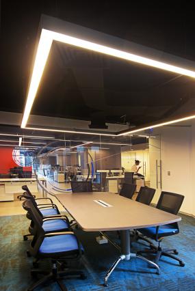 后现代风格小型会议室布置效果图