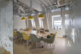 2018中式风格写字楼室内小型会议室布置效果图