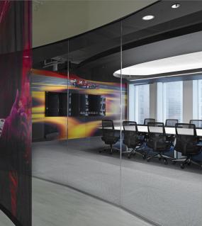 简约公司会议室落地窗装修效果图片