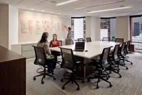 上海办公会议室装修效果图片