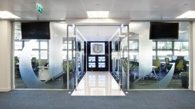 国外现代写字楼外观设计图