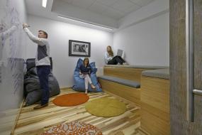 200平的办公室设计图