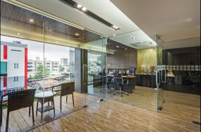 董事长办公室原木地板装修效果图片