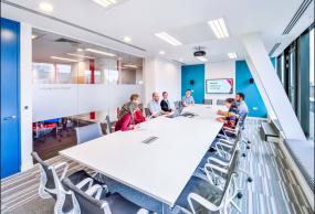 大型会议室室内装修样板效果图