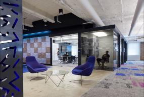 综合大办公室装修设计效果图