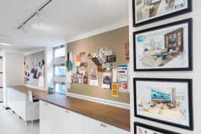 现代办公室设计墙壁装饰画效果图