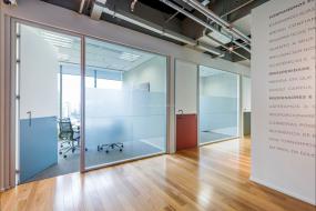 简约现代办公室装修设计图欣赏