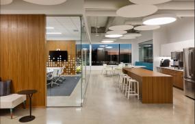 简约大方现代办公室隔断图欣赏