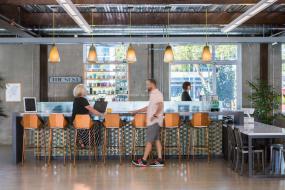 现代办公室专业装修效果图赏析