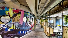 现代个性办公室布局效果图