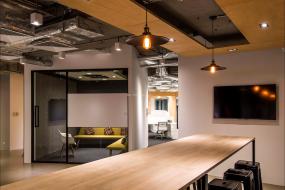 上海办公室简约室内装修设计效果图