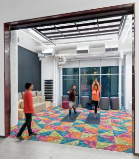 上海专业现代办公室装修装饰图片