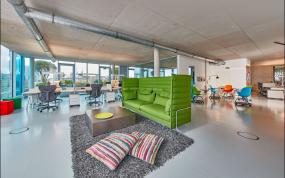 小型办公室装潢效果图片大全