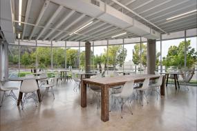 最新简约办公室工装装修效果图片欣赏