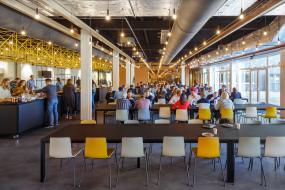 办公室简约室内装修实景图