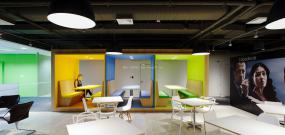 个性小型办公室装修实景图案例参考