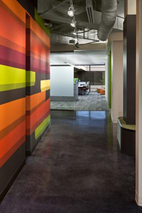 2018最新现代办公室布置设计效果图片大全