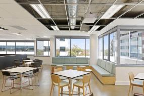 2013办公室内部设计效果图