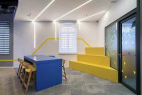 科技公司办公室装修实景图图片