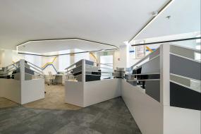 科技公司办公室最新室内装饰设计效果图片大全