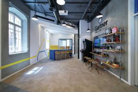 科技公司办公室最新室内装修设计图片