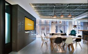 600平方米办公室地面装修效果图