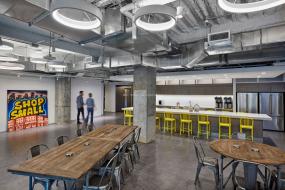 2018800平办公室装修效果图