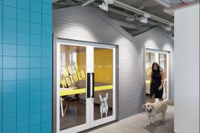 写字楼   一级分类	室内玻璃推拉门隔断装修设计风格效果图