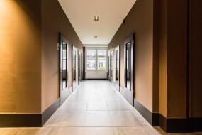 投资公司办公室室内外装修效果图