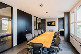 投资公司办公室室内装饰设计效果图片