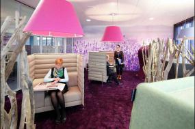 投资公司办公室装饰效果图