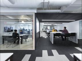 外国公司办公室装修实景图片大全