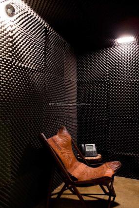 化工企业办公室装修高清效果图