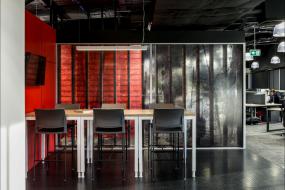 时尚办公室隔断墙效果图