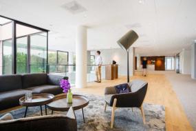 最新咨询顾问公司办公室装饰效果图