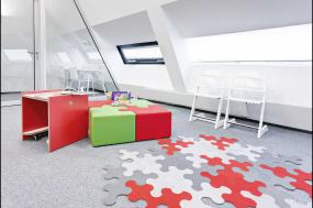 最新咨询顾问公司办公室设计室内图片