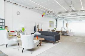 玩具公司办公室最新室内装饰图片大全