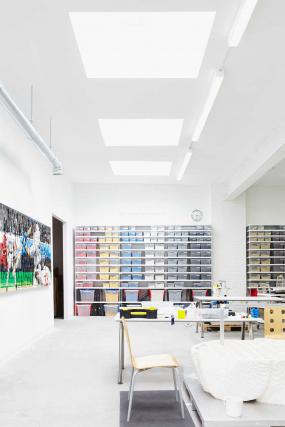 玩具公司办公室最新室内装饰设计图片大全