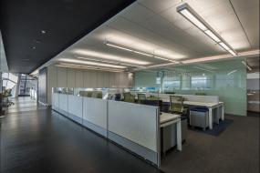 培训教育公司办公室最新室内装饰设计图片